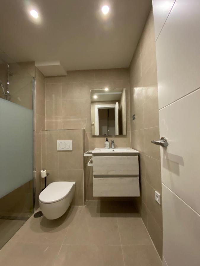 Apartament 2 Bedroom 2 Bathroom In The Heart Of With Big Terrace And Free Parking Space Close To