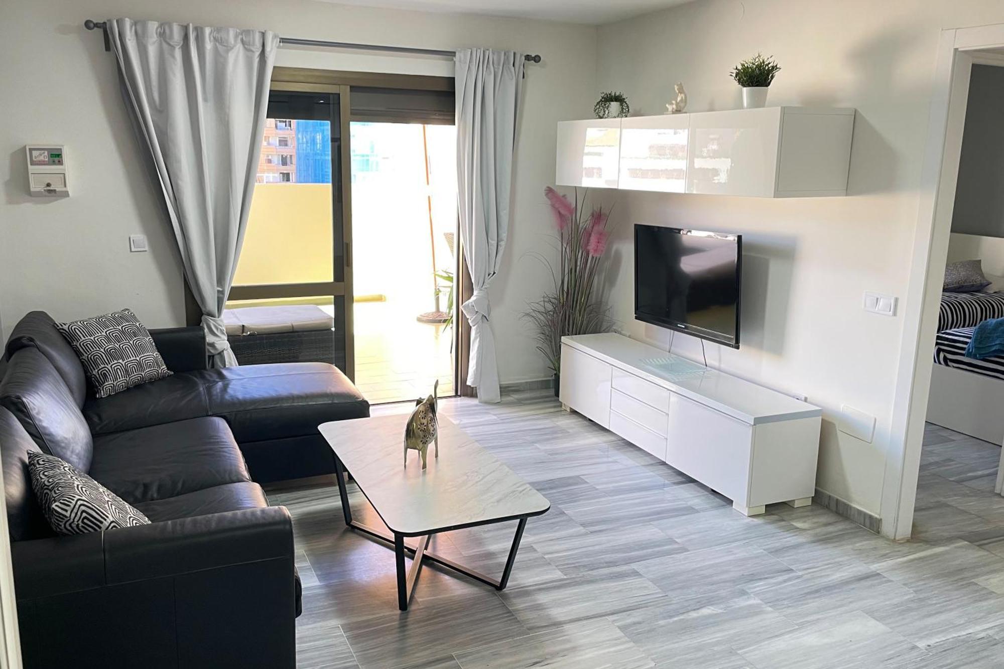 Apartament 2 Bedroom 2 Bathroom In The Heart Of With Big Terrace And Free Parking Space Close To *